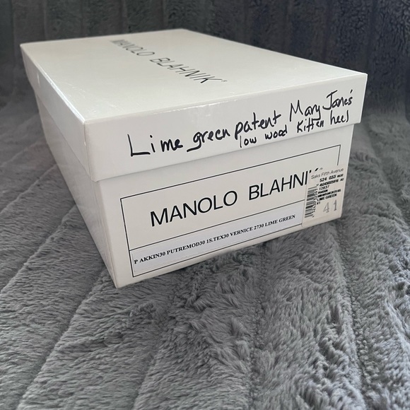 Manolo Blahnik Green Patent Kitten Heels - Picture 9 of 9